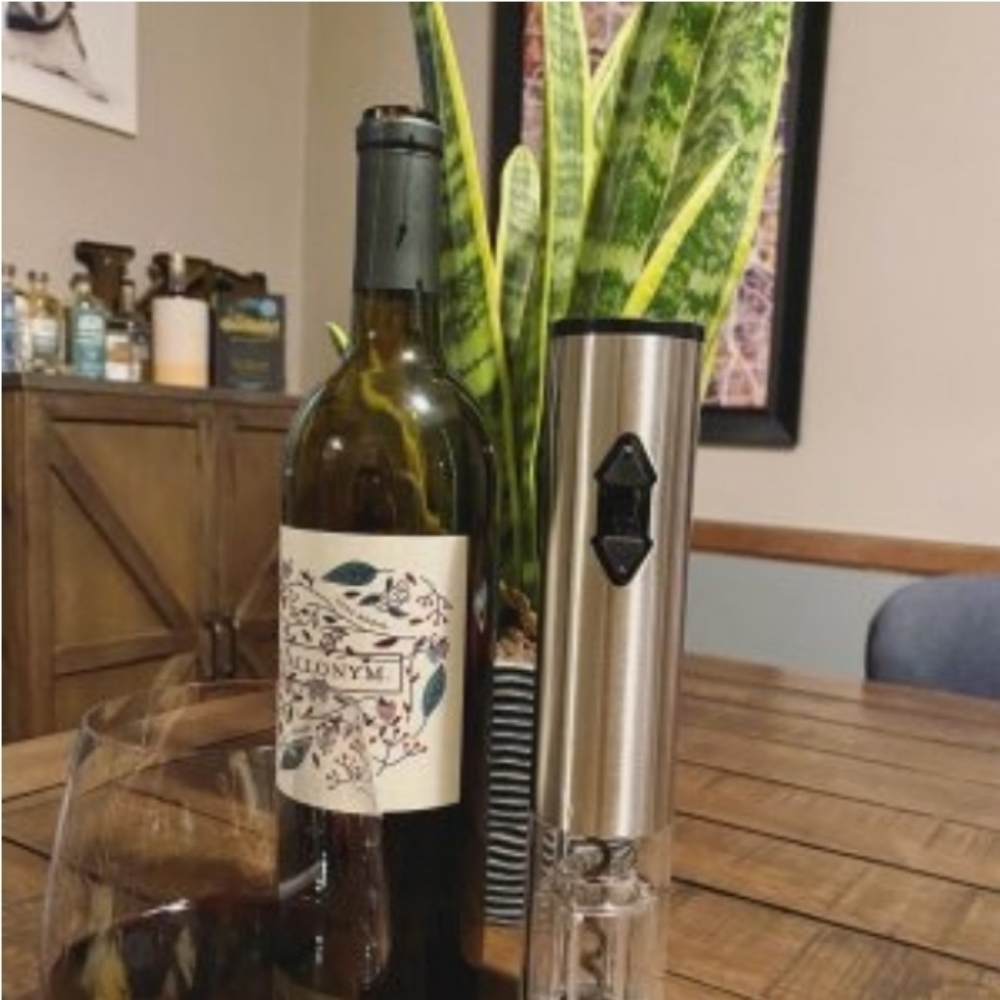 MARK & GRAHAM Stainless Steel Electric Wine Opener with foil Cutter & batteries